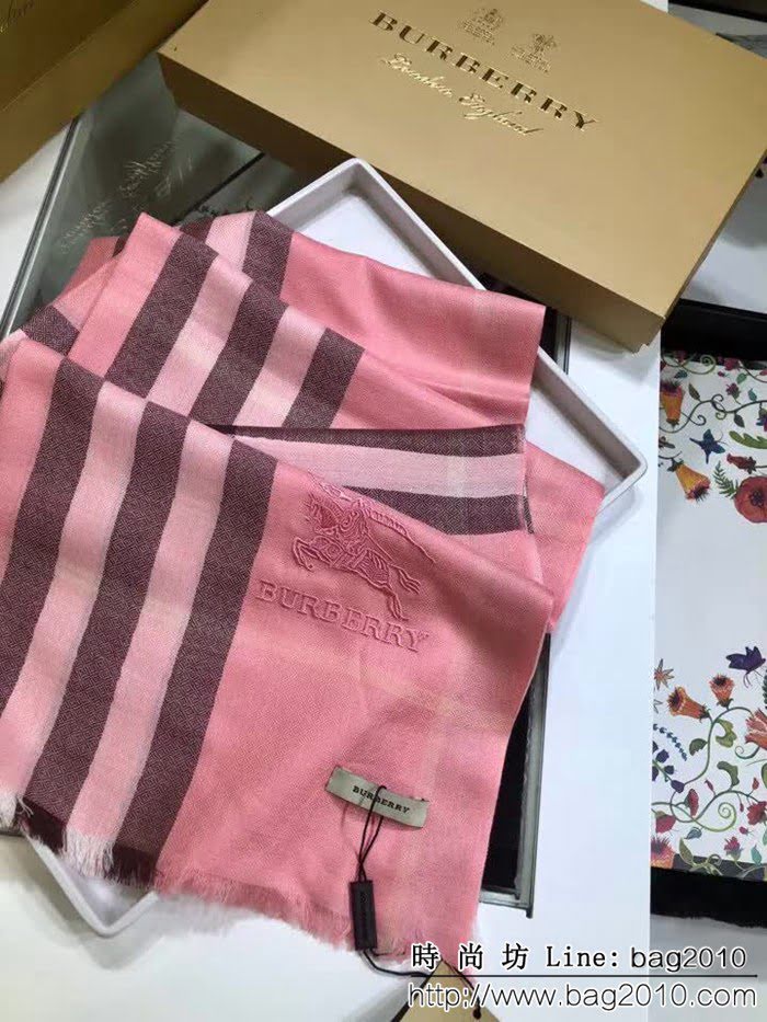 BURBERRY巴寶莉經典格 鑽石紋羊毛圍巾  LLWJ6839